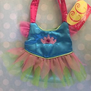 Sassy Small Bag by Douglas